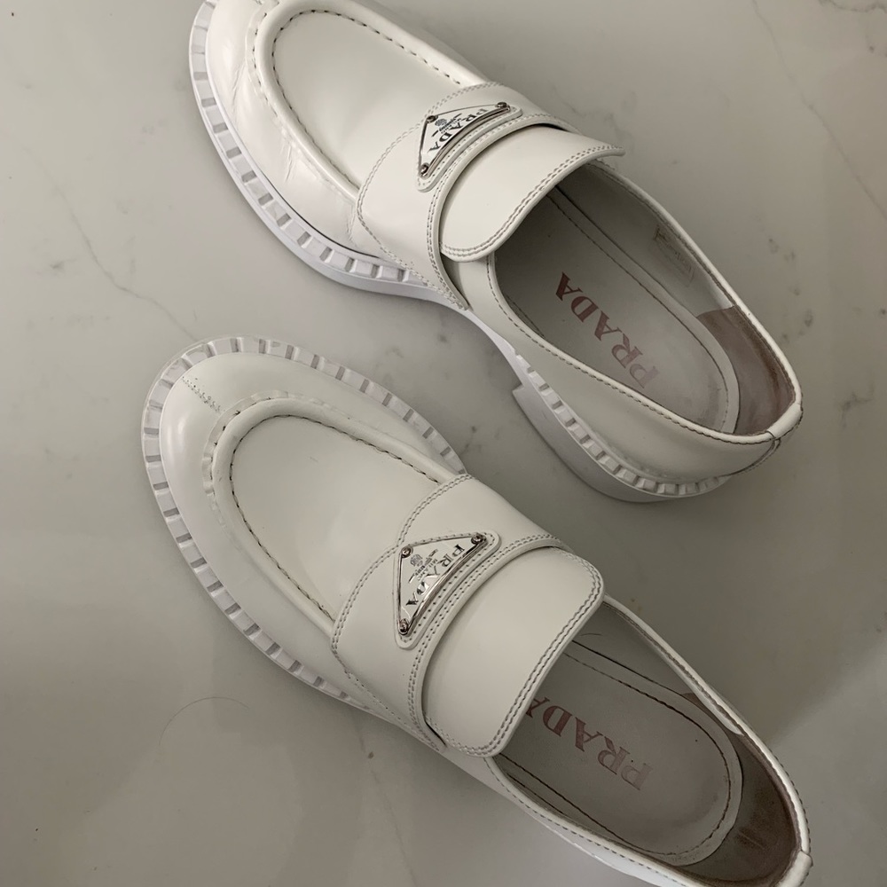 Prada chocolate brushed leather loafer size 37